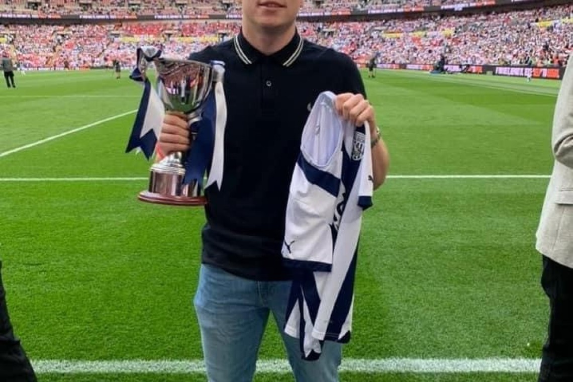 Callum Brown Pitchside Wembley EFL